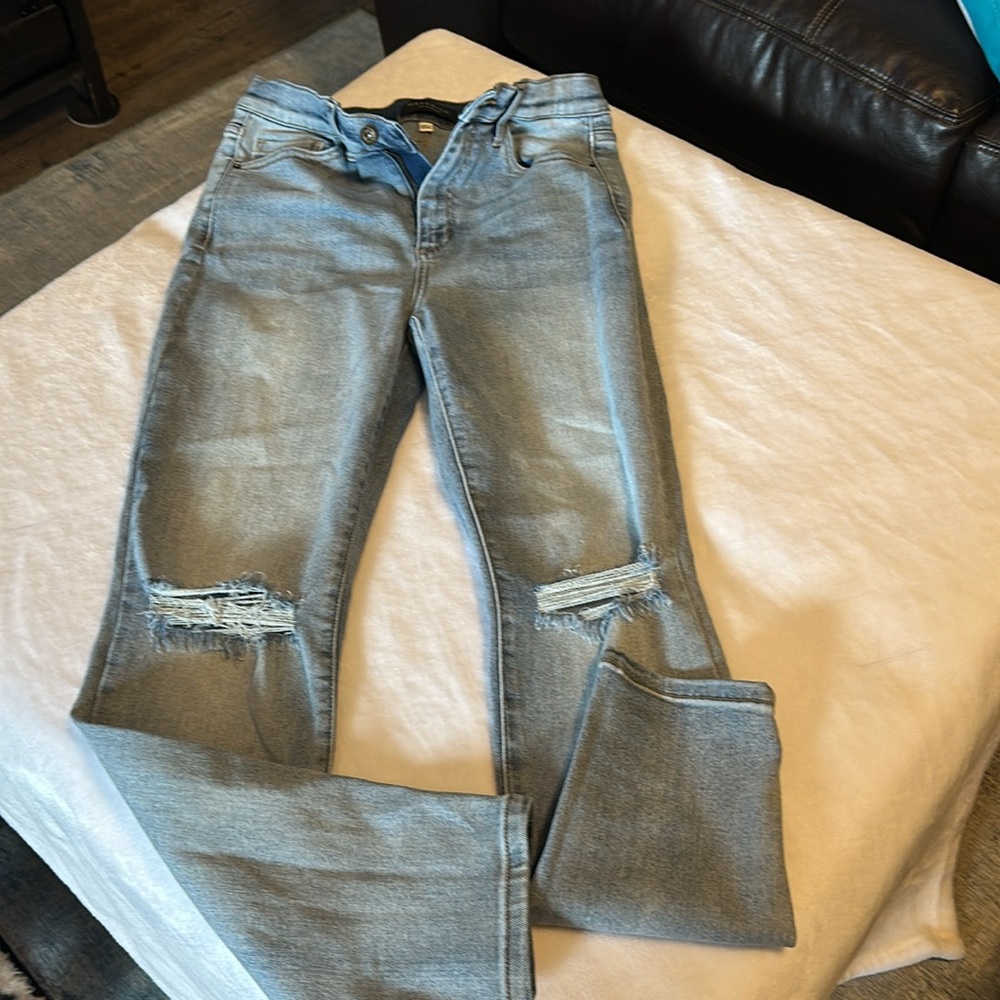 Distressed High Rise Jeans - Picture 3 of 5